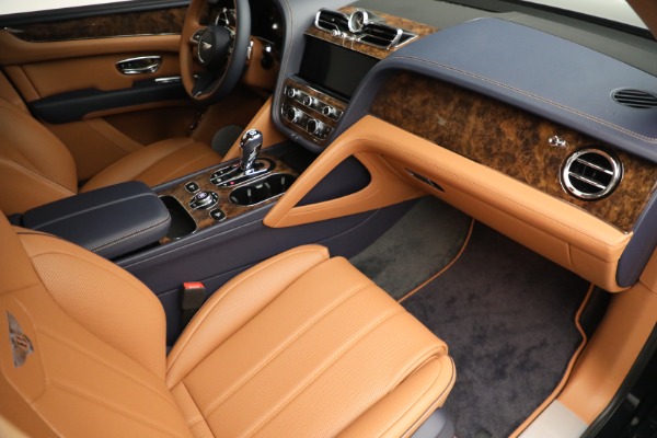 New 2023 Bentley Bentayga V8 for sale $233,825 at Maserati of Greenwich in Greenwich CT 06830 27