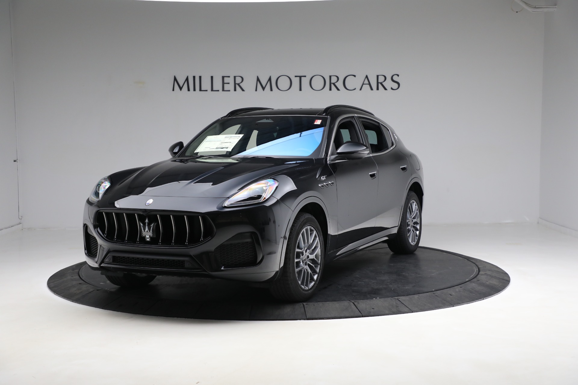 New 2023 Maserati Grecale GT for sale $70,347 at Maserati of Greenwich in Greenwich CT 06830 1