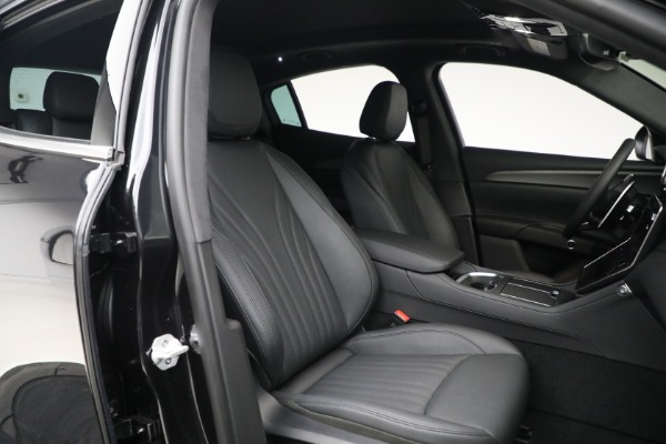 New 2023 Maserati Grecale GT for sale $70,347 at Maserati of Greenwich in Greenwich CT 06830 18
