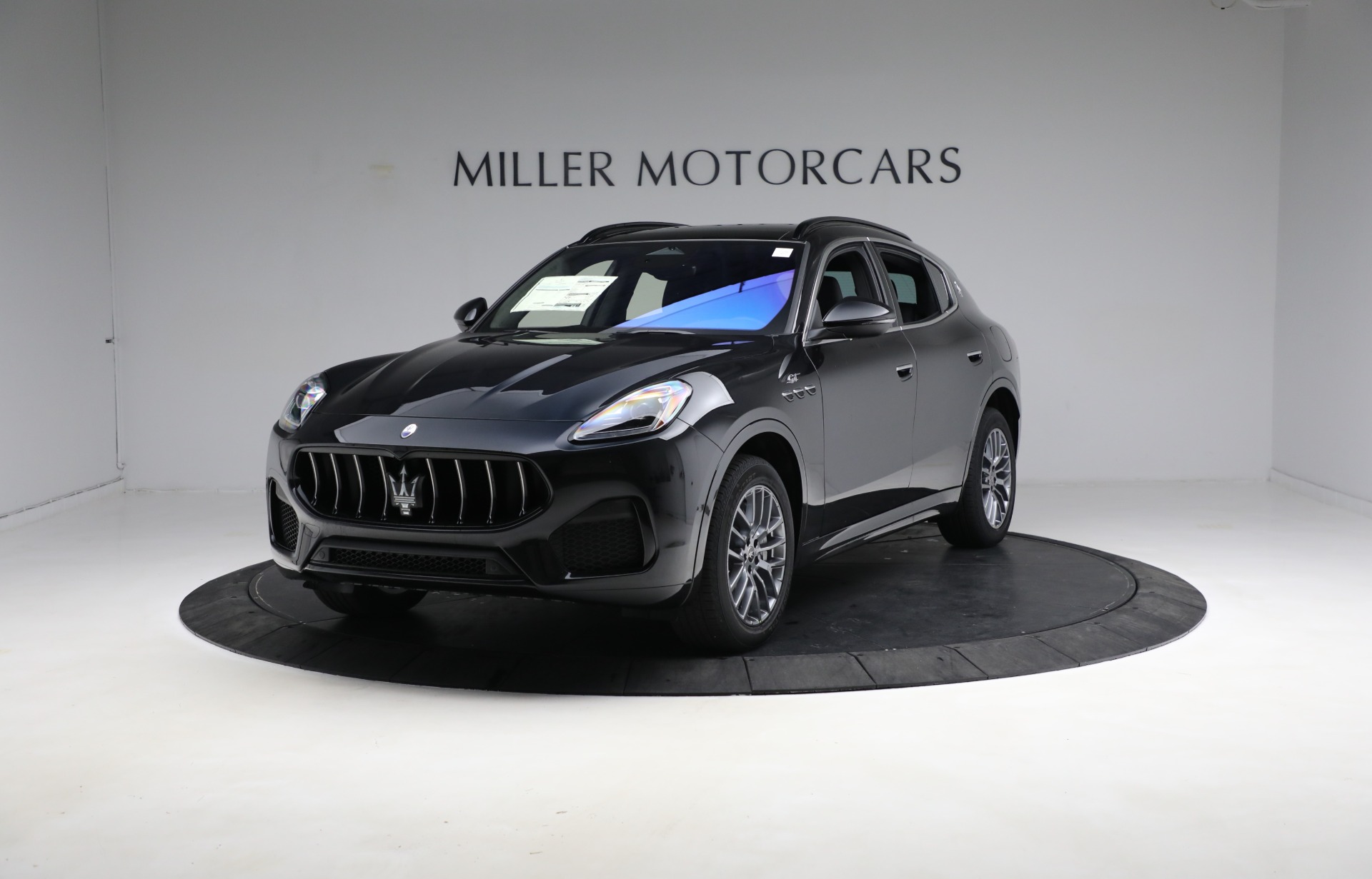New 2023 Maserati Grecale GT for sale $70,347 at Maserati of Greenwich in Greenwich CT 06830 1
