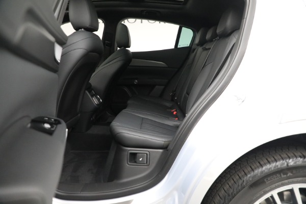 New 2023 Maserati Grecale GT for sale $70,197 at Maserati of Greenwich in Greenwich CT 06830 16
