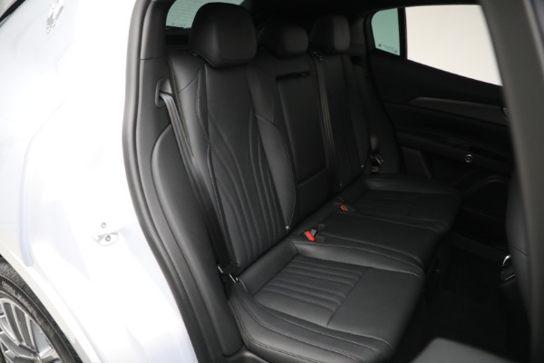 New 2023 Maserati Grecale GT for sale $70,197 at Maserati of Greenwich in Greenwich CT 06830 21