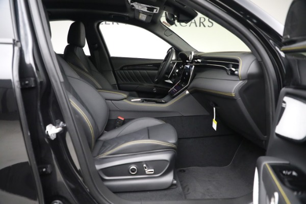 New 2023 Maserati Grecale Modena for sale $86,457 at Maserati of Greenwich in Greenwich CT 06830 14