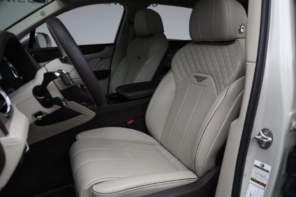 Used 2022 Bentley Bentayga V8 for sale $205,900 at Maserati of Greenwich in Greenwich CT 06830 21