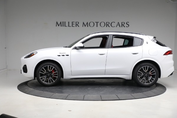 New 2023 Maserati Grecale Modena for sale $85,497 at Maserati of Greenwich in Greenwich CT 06830 3