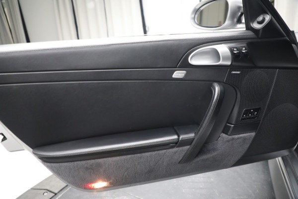 Used 2007 Porsche 911 Turbo for sale $117,900 at Maserati of Greenwich in Greenwich CT 06830 21