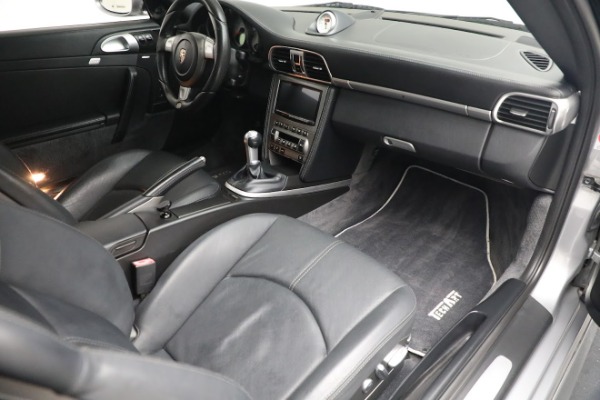 Used 2007 Porsche 911 Turbo for sale $117,900 at Maserati of Greenwich in Greenwich CT 06830 24