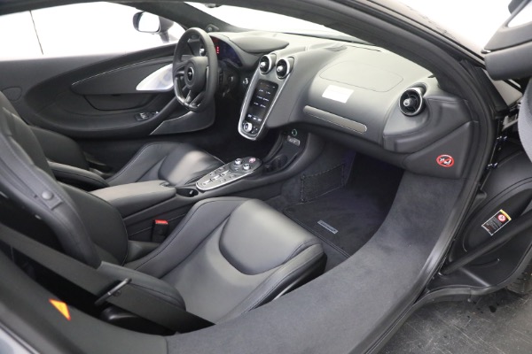 New 2023 McLaren GT for sale $216,098 at Maserati of Greenwich in Greenwich CT 06830 23