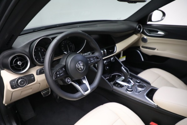 New 2023 Alfa Romeo Giulia Ti Lusso for sale $50,370 at Maserati of Greenwich in Greenwich CT 06830 16