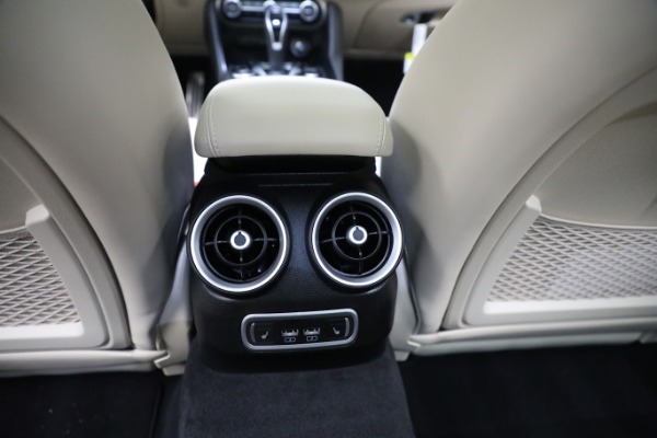 New 2023 Alfa Romeo Giulia Ti Lusso for sale $50,370 at Maserati of Greenwich in Greenwich CT 06830 25
