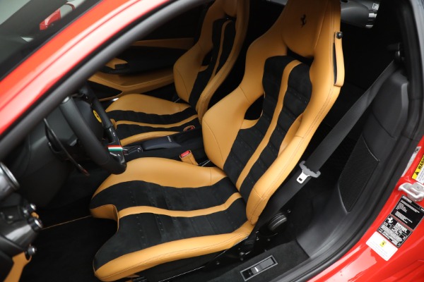 Used 2022 Ferrari F8 Tributo for sale $424,900 at Maserati of Greenwich in Greenwich CT 06830 15