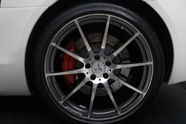 Used 2012 Mercedes-Benz SLS AMG for sale $149,900 at Maserati of Greenwich in Greenwich CT 06830 28