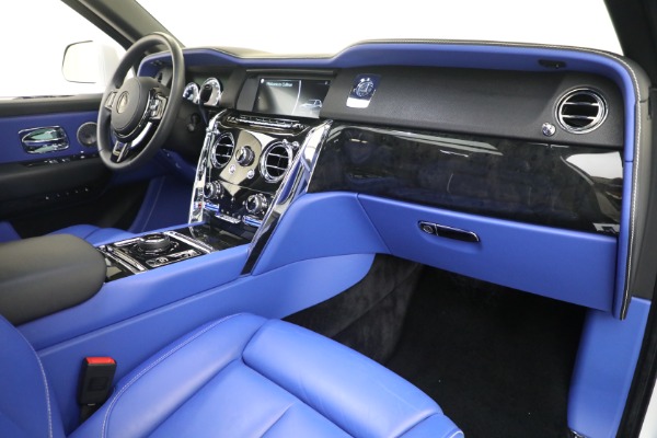 Used 2022 Rolls-Royce Cullinan for sale $335,900 at Maserati of Greenwich in Greenwich CT 06830 27