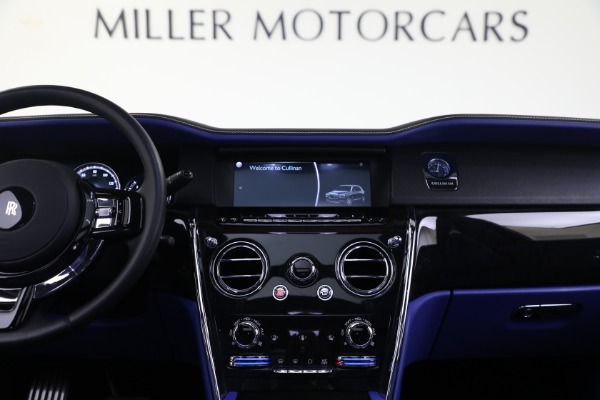 Used 2022 Rolls-Royce Cullinan for sale $335,900 at Maserati of Greenwich in Greenwich CT 06830 4