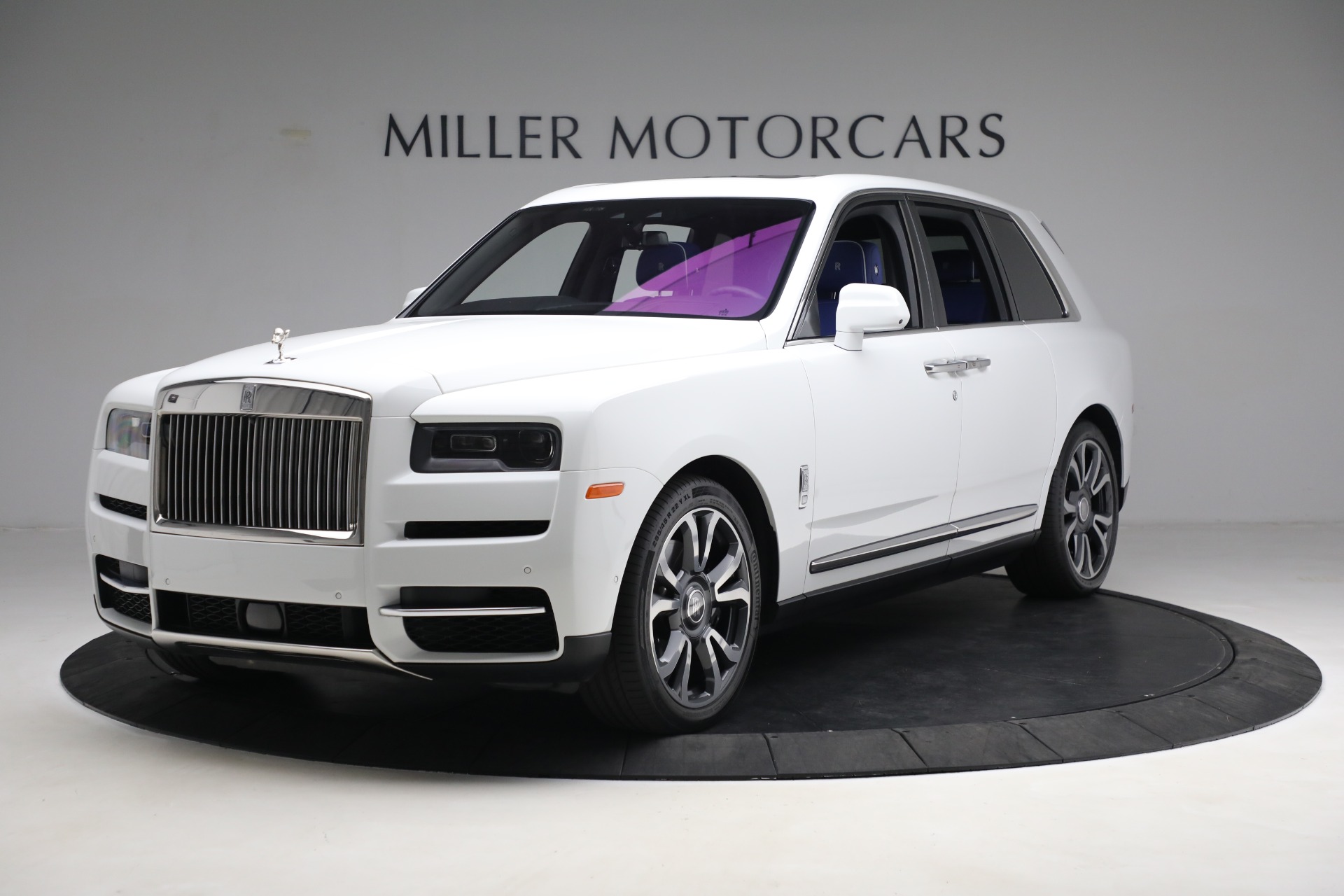 Used 2022 Rolls-Royce Cullinan for sale $335,900 at Maserati of Greenwich in Greenwich CT 06830 1