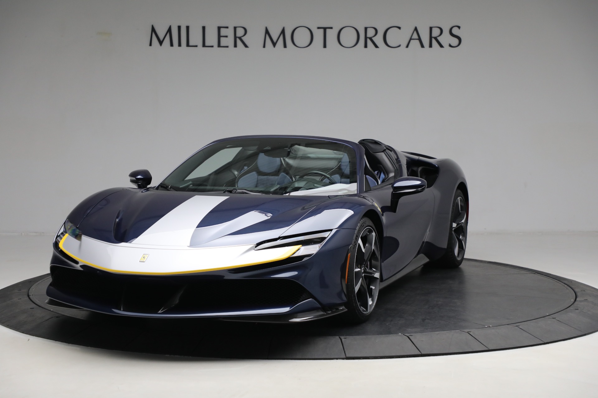 Used 2022 Ferrari SF90 Spider for sale $879,900 at Maserati of Greenwich in Greenwich CT 06830 1