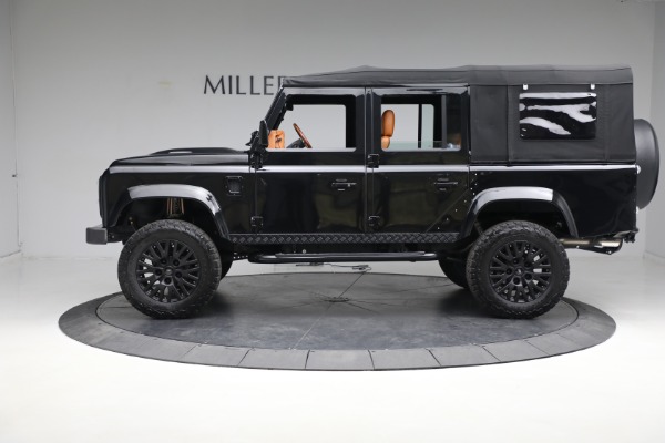 Used 1993 Land Rover Defender 110 for sale Sold at Maserati of Greenwich in Greenwich CT 06830 3