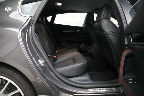 Used 2020 Maserati Quattroporte S Q4 GranSport for sale $61,900 at Maserati of Greenwich in Greenwich CT 06830 21