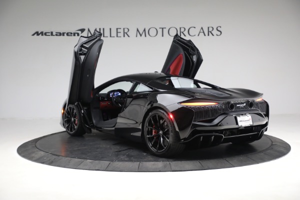New 2023 McLaren Artura TechLux for sale $274,210 at Maserati of Greenwich in Greenwich CT 06830 14
