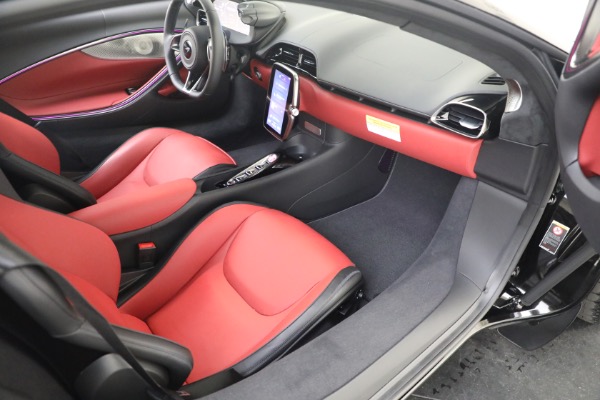 New 2023 McLaren Artura TechLux for sale $274,210 at Maserati of Greenwich in Greenwich CT 06830 20