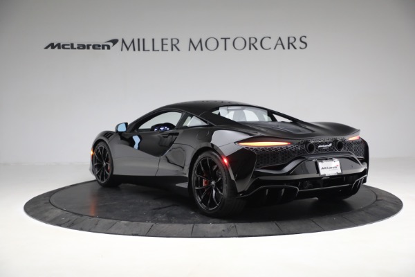 New 2023 McLaren Artura TechLux for sale $274,210 at Maserati of Greenwich in Greenwich CT 06830 5