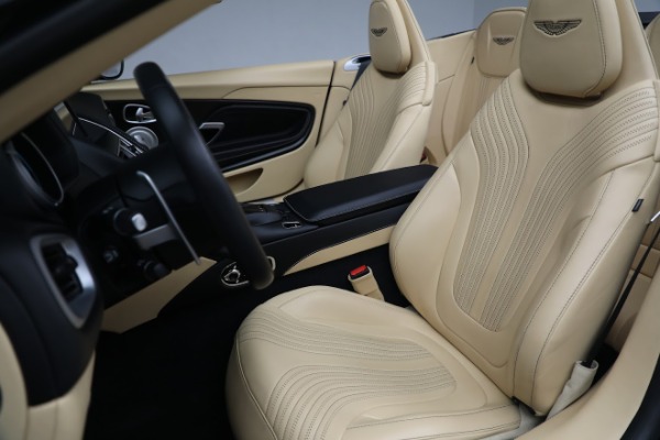 Used 2019 Aston Martin DB11 Volante for sale $139,900 at Maserati of Greenwich in Greenwich CT 06830 20