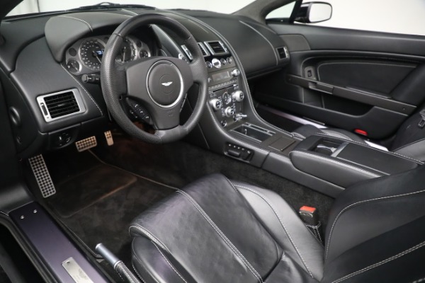Used 2009 Aston Martin V8 Vantage Roadster for sale $59,900 at Maserati of Greenwich in Greenwich CT 06830 19