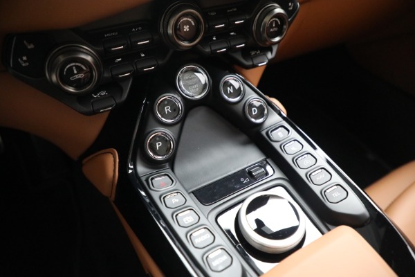 New 2023 Aston Martin Vantage V8 for sale $201,486 at Maserati of Greenwich in Greenwich CT 06830 25