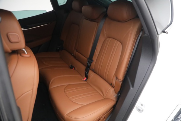 New 2023 Maserati Levante Modena for sale $110,585 at Maserati of Greenwich in Greenwich CT 06830 18
