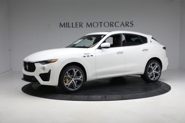 New 2023 Maserati Levante Modena for sale $110,585 at Maserati of Greenwich in Greenwich CT 06830 2