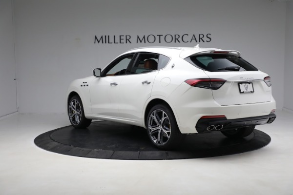 New 2023 Maserati Levante Modena for sale $110,585 at Maserati of Greenwich in Greenwich CT 06830 5
