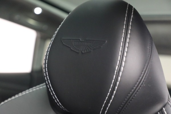 Used 2021 Aston Martin DBX for sale $134,900 at Maserati of Greenwich in Greenwich CT 06830 16