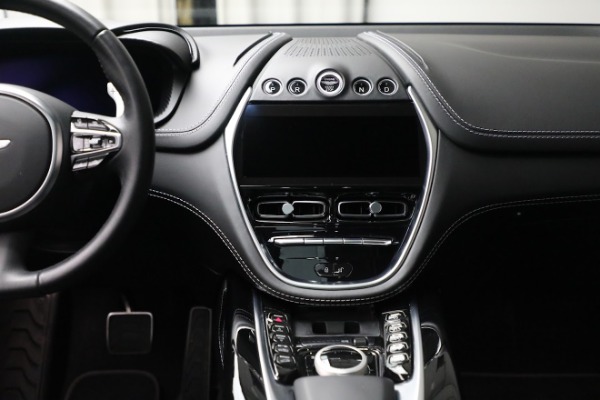 Used 2021 Aston Martin DBX for sale $134,900 at Maserati of Greenwich in Greenwich CT 06830 20