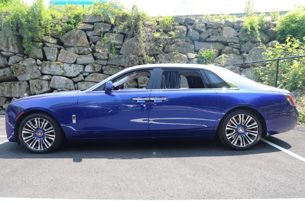 Used 2022 Rolls-Royce Ghost EWB for sale Sold at Maserati of Greenwich in Greenwich CT 06830 3