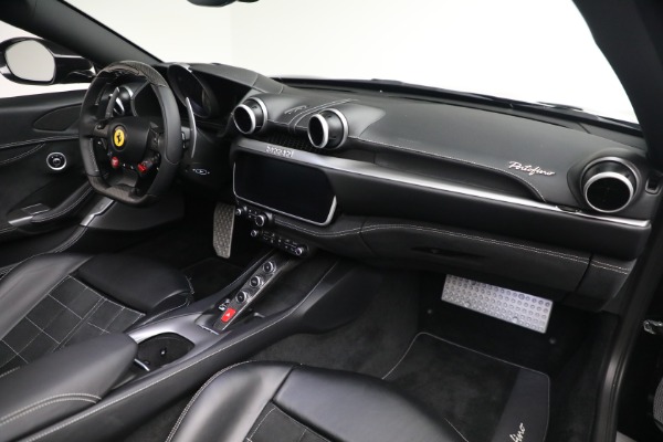Used 2019 Ferrari Portofino for sale $239,900 at Maserati of Greenwich in Greenwich CT 06830 24