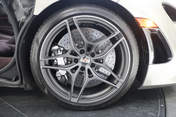 Used 2018 McLaren 720S Luxury for sale $259,900 at Maserati of Greenwich in Greenwich CT 06830 18
