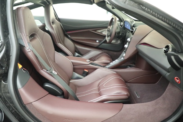 Used 2018 McLaren 720S Luxury for sale $259,900 at Maserati of Greenwich in Greenwich CT 06830 23