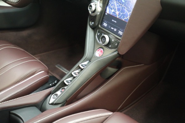 Used 2018 McLaren 720S Luxury for sale $259,900 at Maserati of Greenwich in Greenwich CT 06830 28