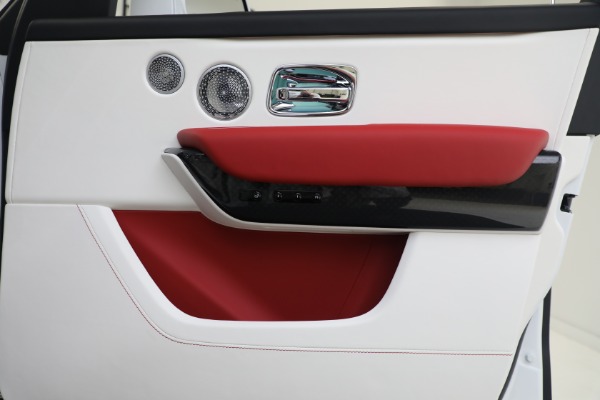 New 2023 Rolls-Royce Black Badge Cullinan for sale Sold at Maserati of Greenwich in Greenwich CT 06830 20