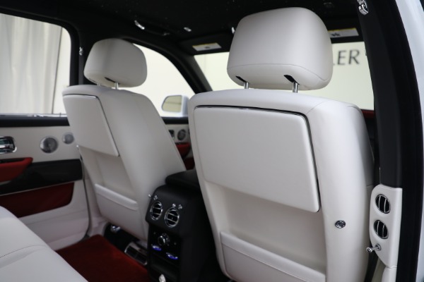 New 2023 Rolls-Royce Black Badge Cullinan for sale $481,500 at Maserati of Greenwich in Greenwich CT 06830 26