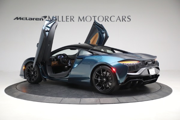 New 2023 McLaren Artura TechLux for sale $263,525 at Maserati of Greenwich in Greenwich CT 06830 14