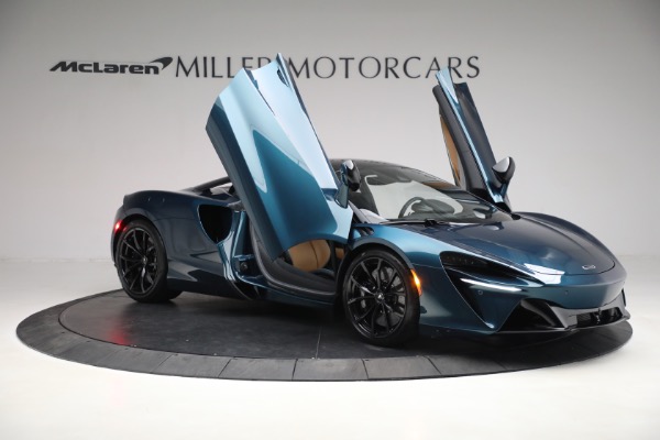 New 2023 McLaren Artura TechLux for sale $263,525 at Maserati of Greenwich in Greenwich CT 06830 16