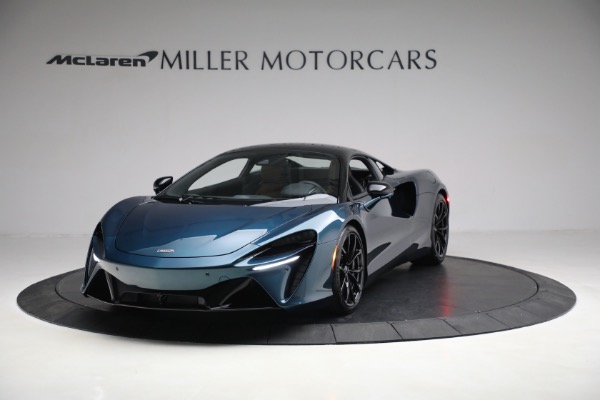 New 2023 McLaren Artura TechLux for sale $263,525 at Maserati of Greenwich in Greenwich CT 06830 1