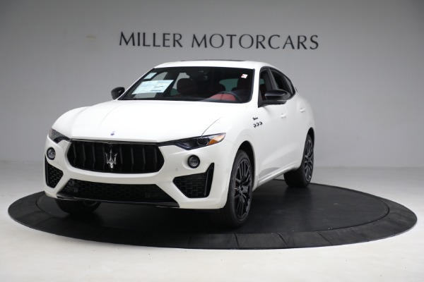 New 2023 Maserati Levante Modena for sale $110,716 at Maserati of Greenwich in Greenwich CT 06830 1