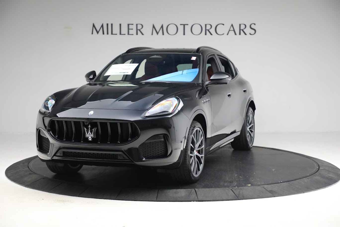 New 2023 Maserati Grecale Modena for sale $92,961 at Maserati of Greenwich in Greenwich CT 06830 1