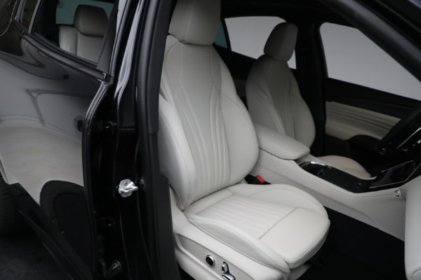 New 2023 Maserati Grecale Modena for sale $85,101 at Maserati of Greenwich in Greenwich CT 06830 17