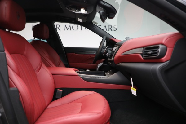 New 2023 Maserati Levante Modena for sale $117,285 at Maserati of Greenwich in Greenwich CT 06830 16