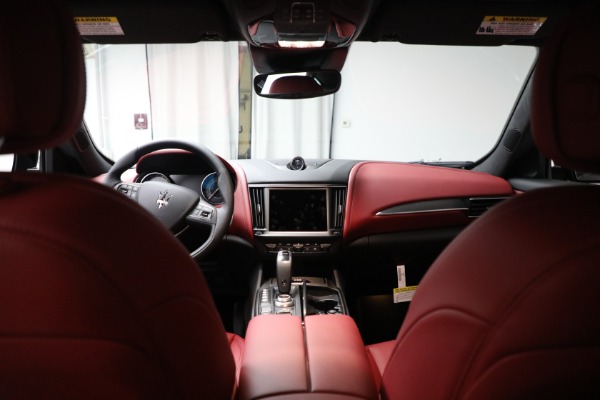 New 2023 Maserati Levante Modena for sale $117,285 at Maserati of Greenwich in Greenwich CT 06830 27