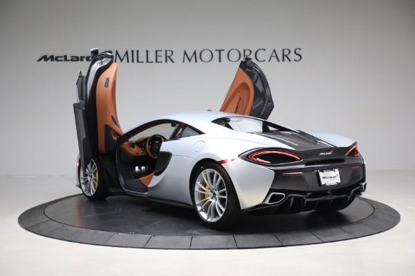 Used 2017 McLaren 570S for sale $166,900 at Maserati of Greenwich in Greenwich CT 06830 15