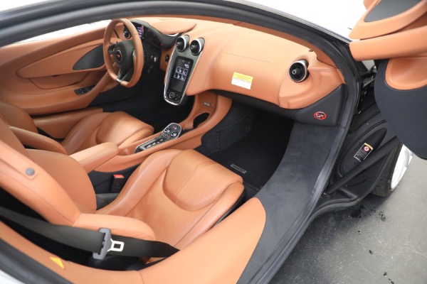 Used 2017 McLaren 570S for sale $166,900 at Maserati of Greenwich in Greenwich CT 06830 23
